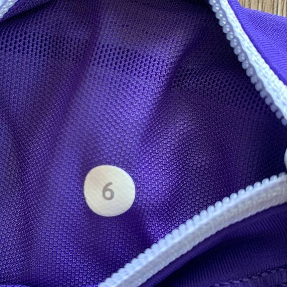 Lululemon Inspire Crops II Leggings Wee Are From Space Brusied Berry 6 Mid Rise - Picture 7 of 8